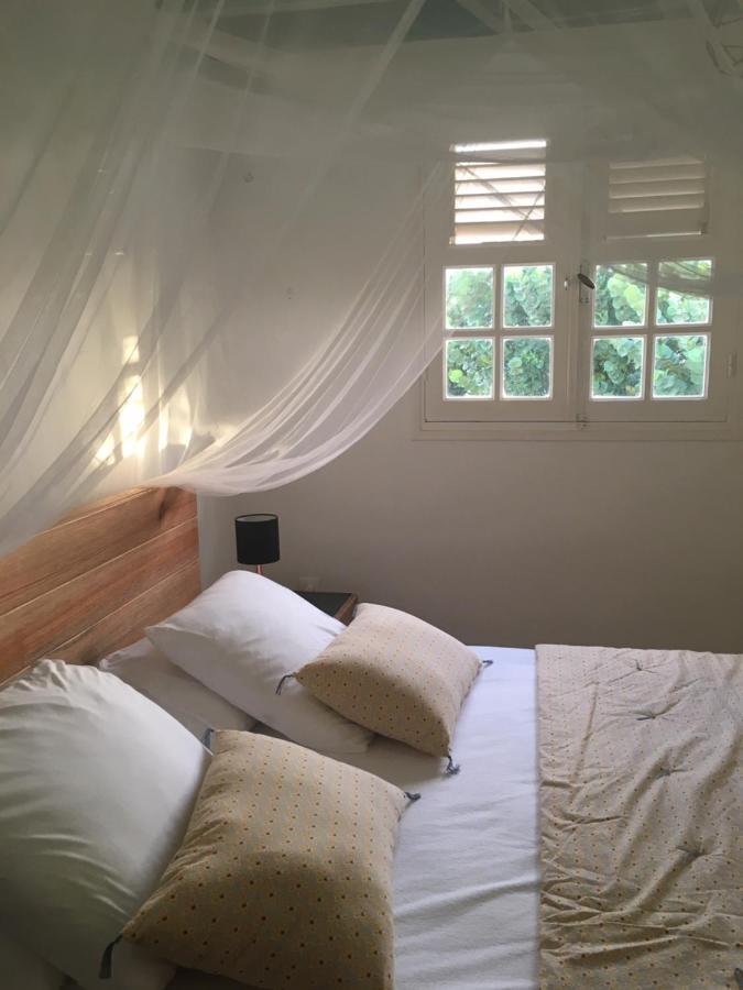 Villa Laureal Grand-Bourg  Екстериор снимка